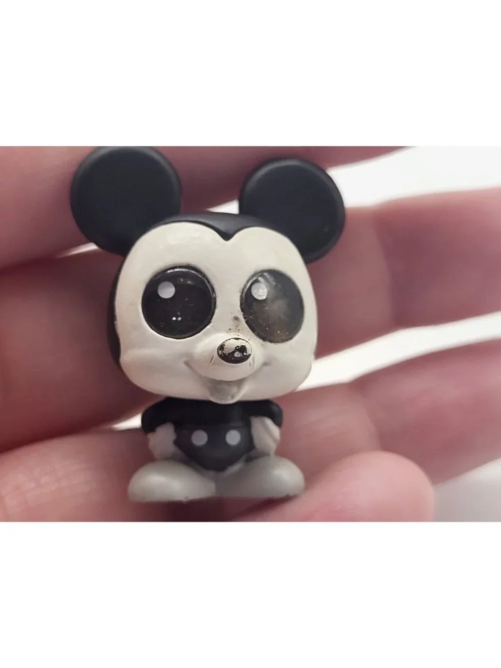 Disney Doorables Black White BW Mickey Mouse Series 6 Limited Edition Just Play